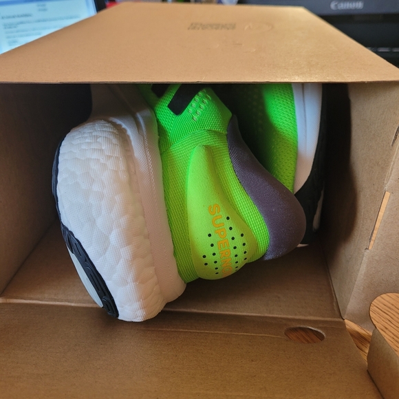 Man's  Adidas Supernova - Picture 8 of 8